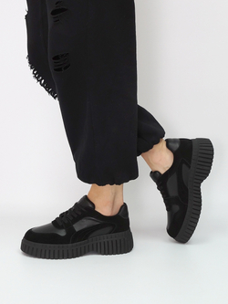 Кроссовки женские демисезонные