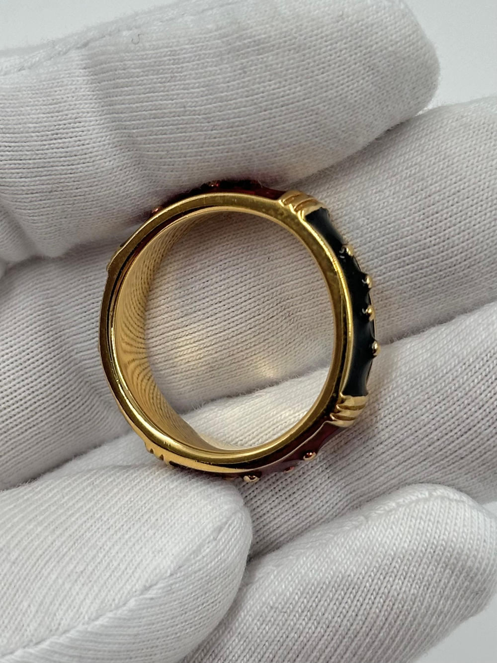 Кольцо с красной и чёрной эмалью Joan Rivers