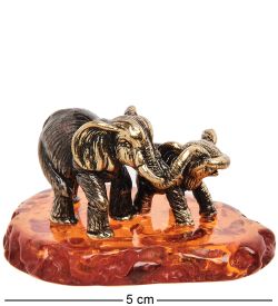 Народные промыслы AM-2188 Фигурка «Слониха со слоненком» (латунь, янтарь)