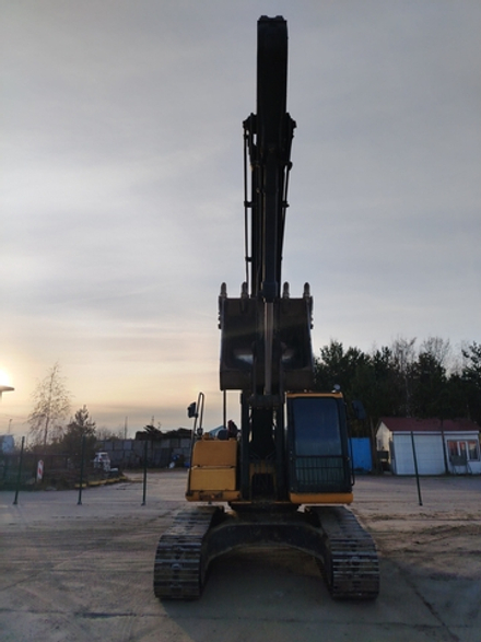 SHANTUI SE* Экскаватор SE210W (Дизельный, 4,6 л, 167 л.с., АТ)