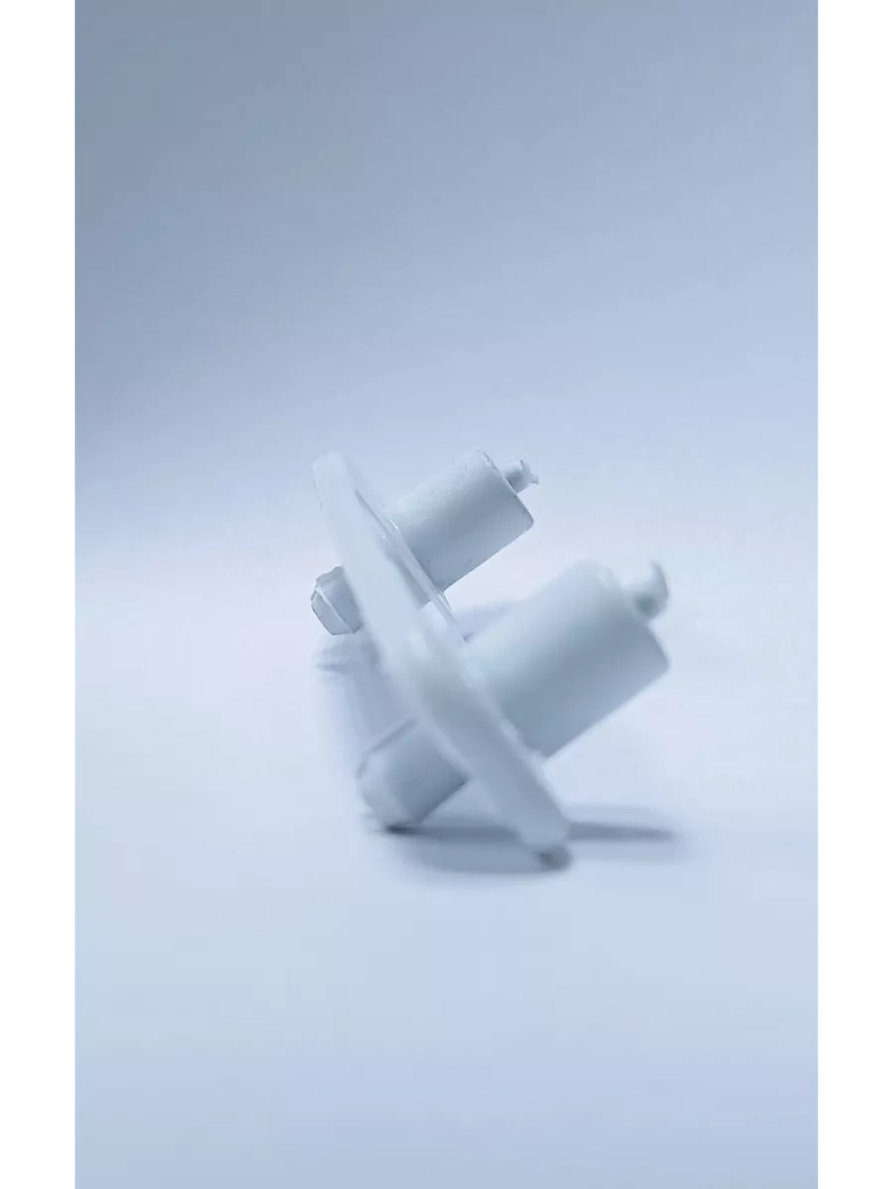 Фиксатор (расширитель) откидной дверцы холодильника Indesit / Hotpoint-Ariston С00510430 (C00857144)