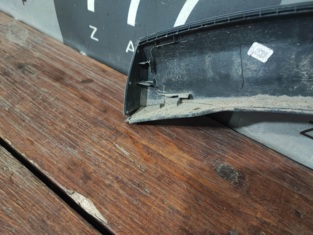 Накладка крыла заднего правого Geely Tugella 19-нв Б/У Оригинал 6073068500