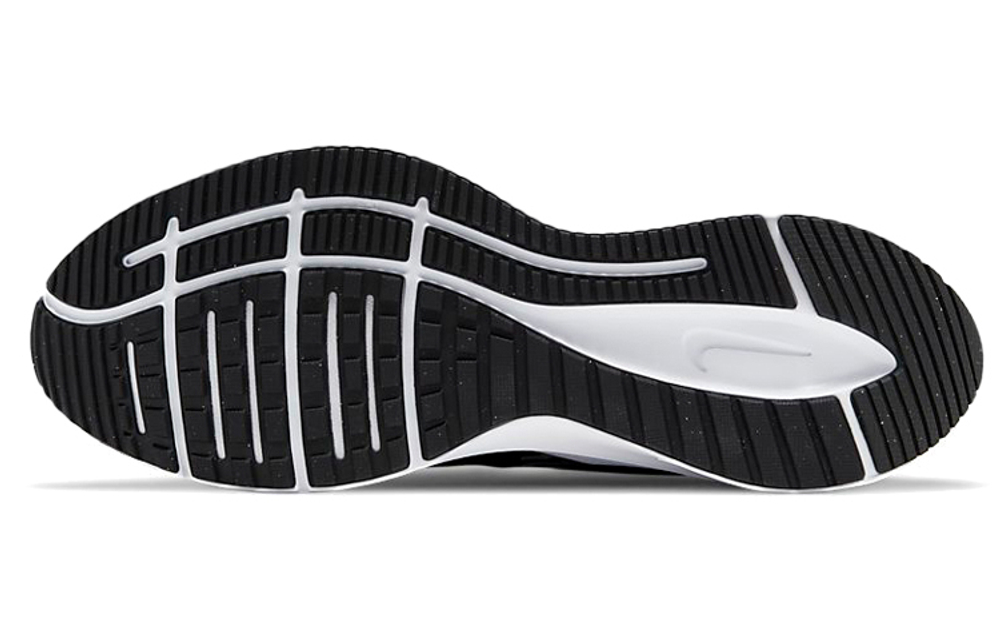 Кроссовки Nike Quest 3 Shield
