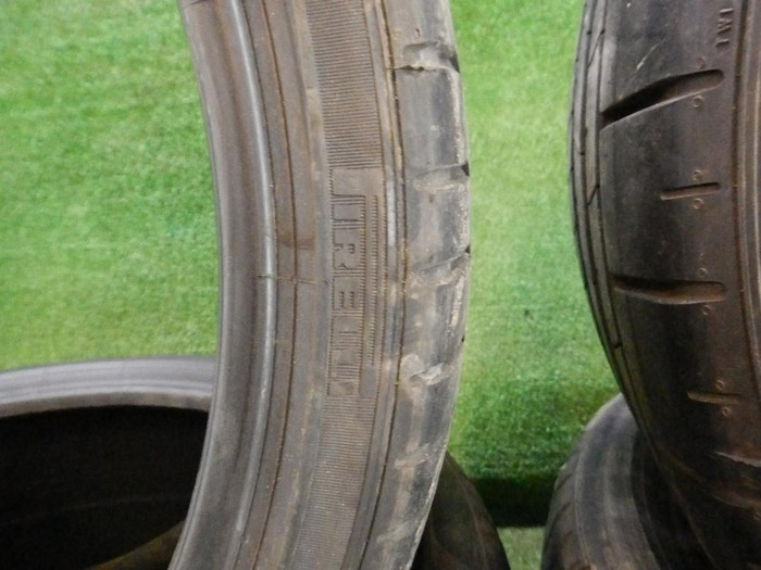 Шина Комплект шин Pirelli P-zero R20 R21