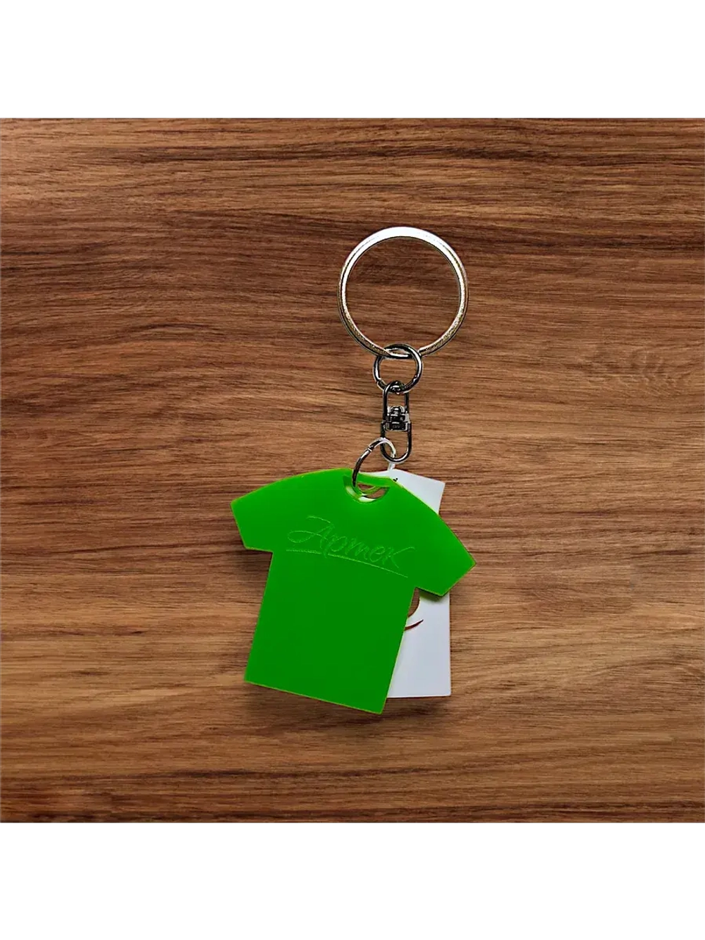 Брелок акриловый