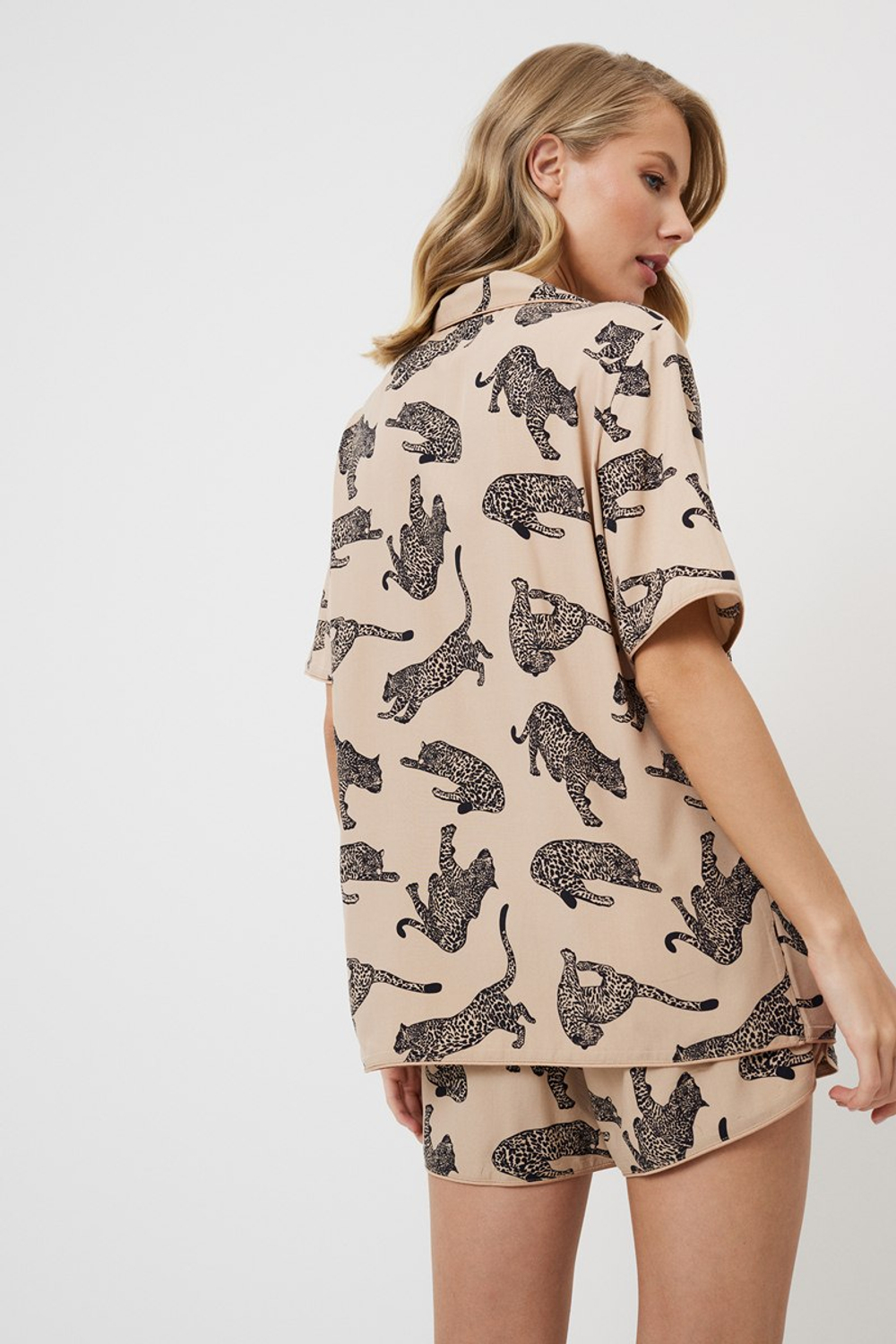 SORAYA Пижама женская с шортами