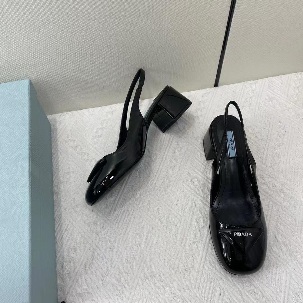 Туфли Prada