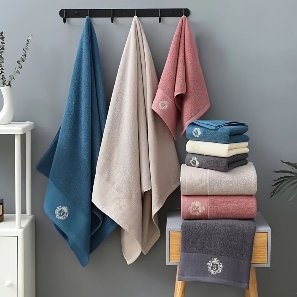 Пол Кит Бан ЛЕО ЛЮКС