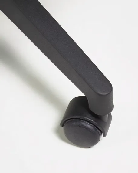 Офисное кресло Melva черное