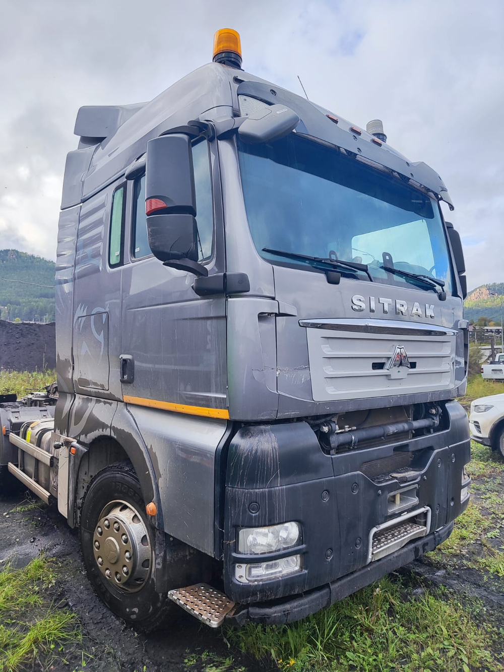 SITRAK C7H 6x4 Седельный тягач ZZ4256V364HE (Дизельный, 12,4 л, 540 л.с., МТ)