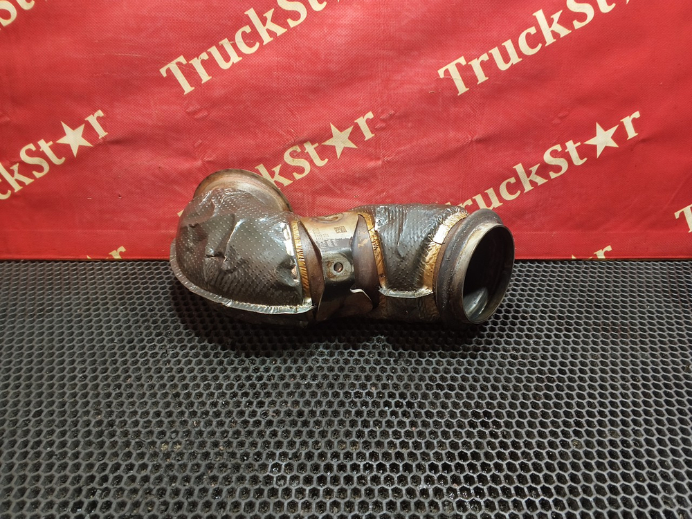 Труба глушителя выпускная 2020г