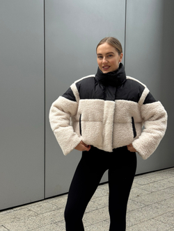 Пуховик North молочный