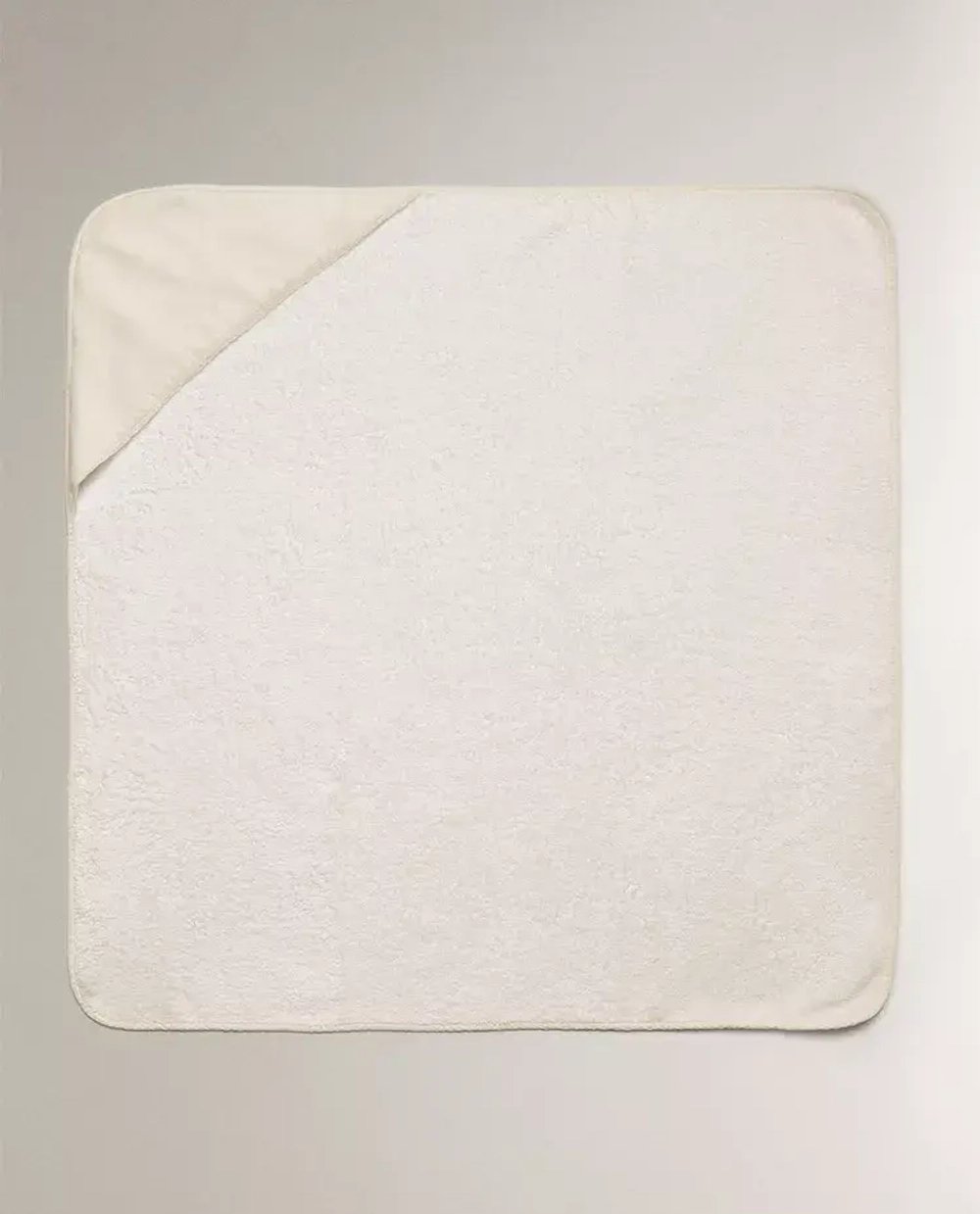 ZARA HOME ДЕТСКОЕ ПОЛОТЕНЦЕ С КАПЮШОНОМ И ВЫШИВКОЙ, ЖЕЛТОВАТО-БЕЛЫЙ