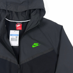 Куртка Nike Tech