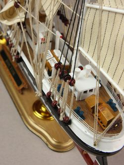 Meteor Lights Модель парусника Восток, 52 см