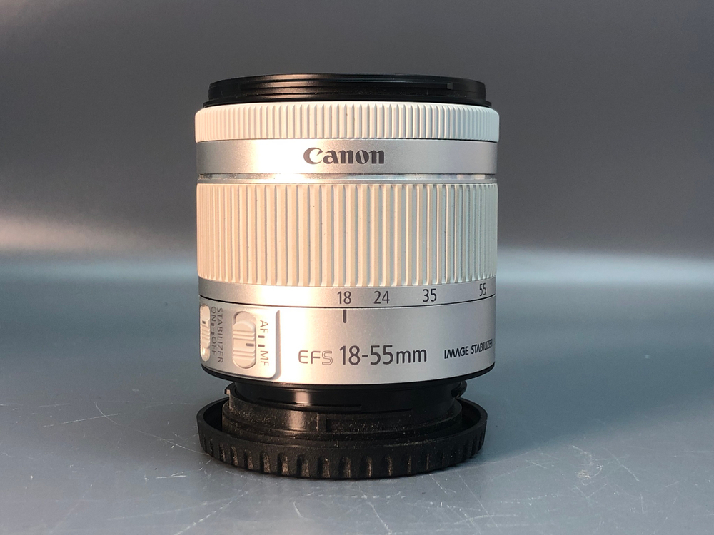 Canon 200D Kit 18-55mm, 1500 кадров пробега