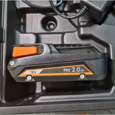 AEG Дрель шуруповерт 18В (c 2 аккумуляторами, зарядным устройством и кейсом в комплекте) BS18G4-202C, щеточный, аккумуляторный, 4935478630