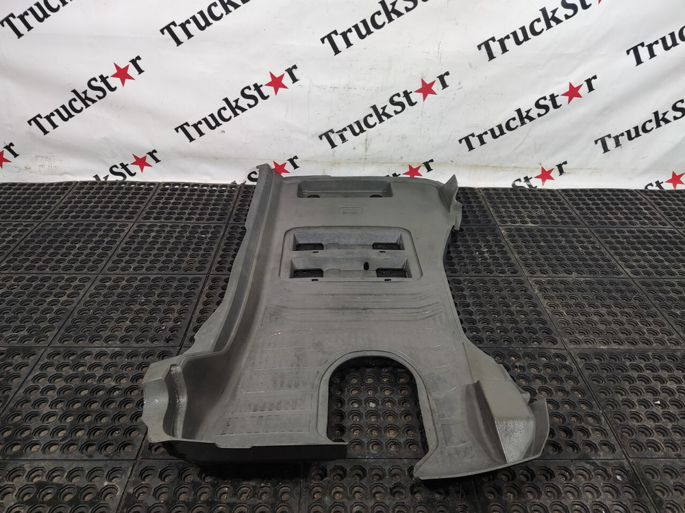 Покрытие напольное левое 2020г.