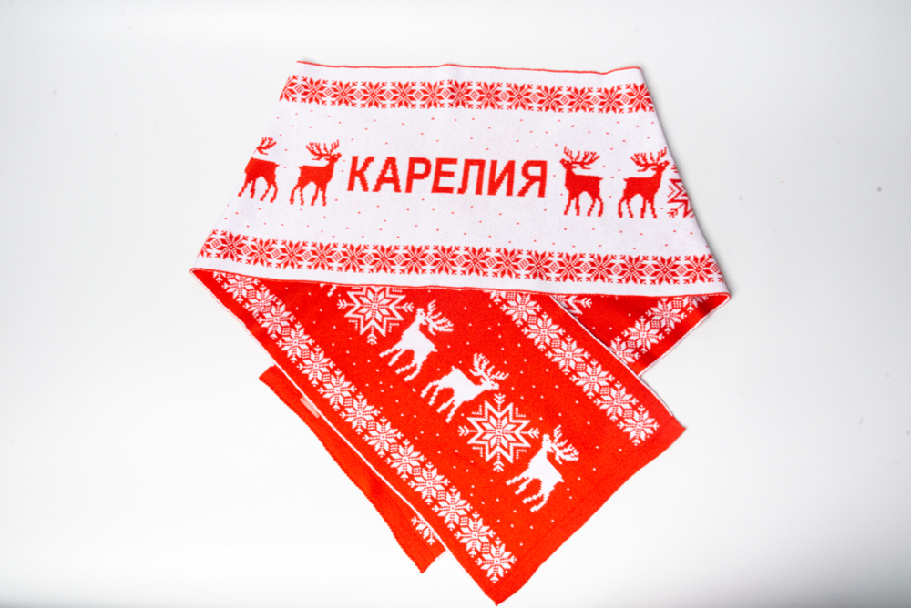 Вязаный шарф с карельскими узорами "Карелия"