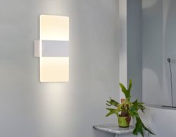 Ambrella Настенный светодиодный светильник из акрила Wall FW200