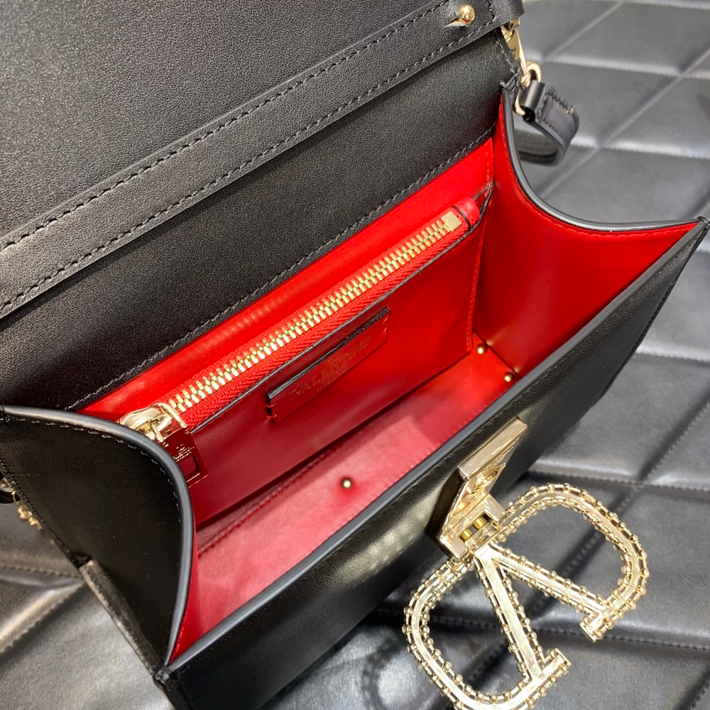 Valentino Small Vsling 22 cm