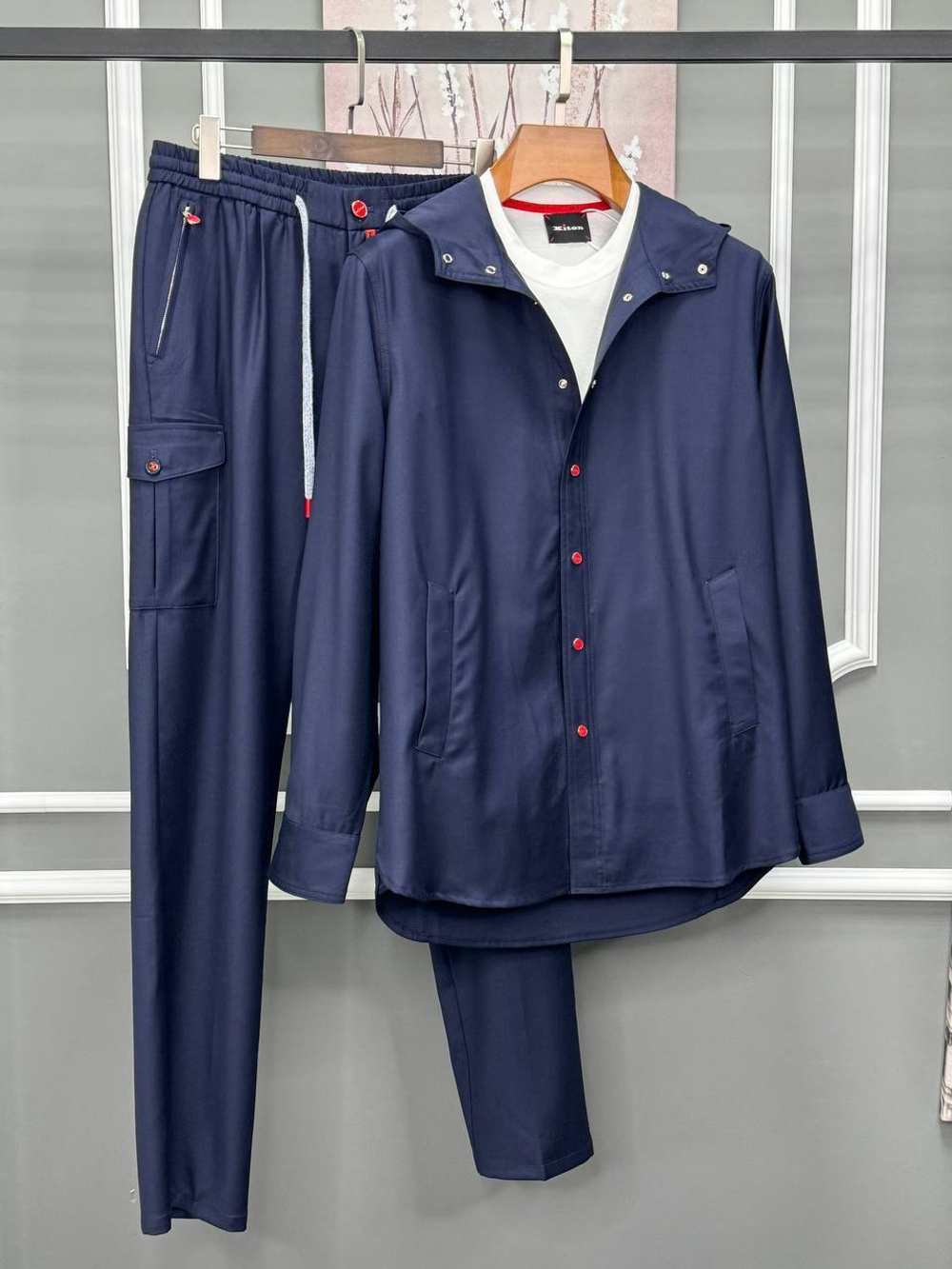 Прогулочный костюм Kiton