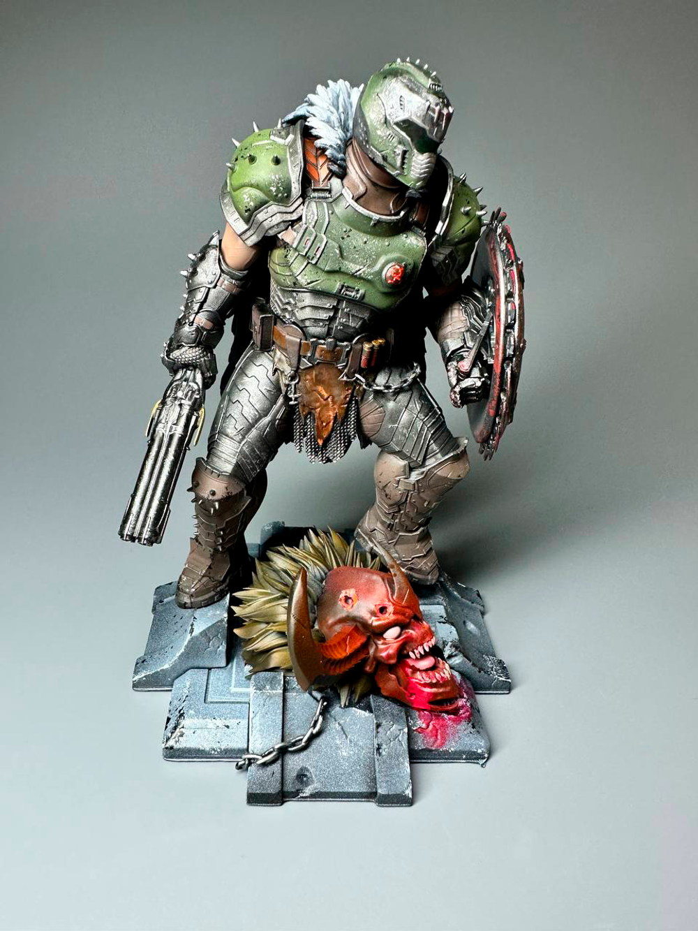 Doomguy Doom Slayer Палач Рока фигурка (окрашена)