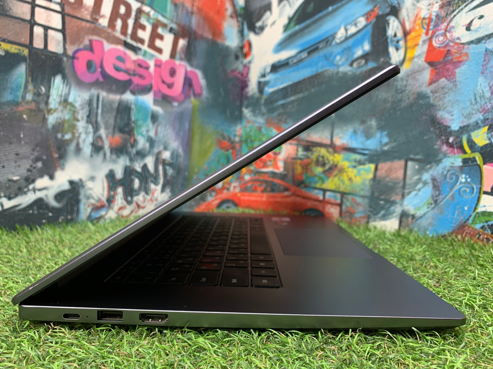 Мощный Ультрабук Huawei Ryzen 7/Vega 10/8GB/SSD512