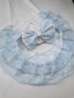 Кружевной уголок и бант на выписку