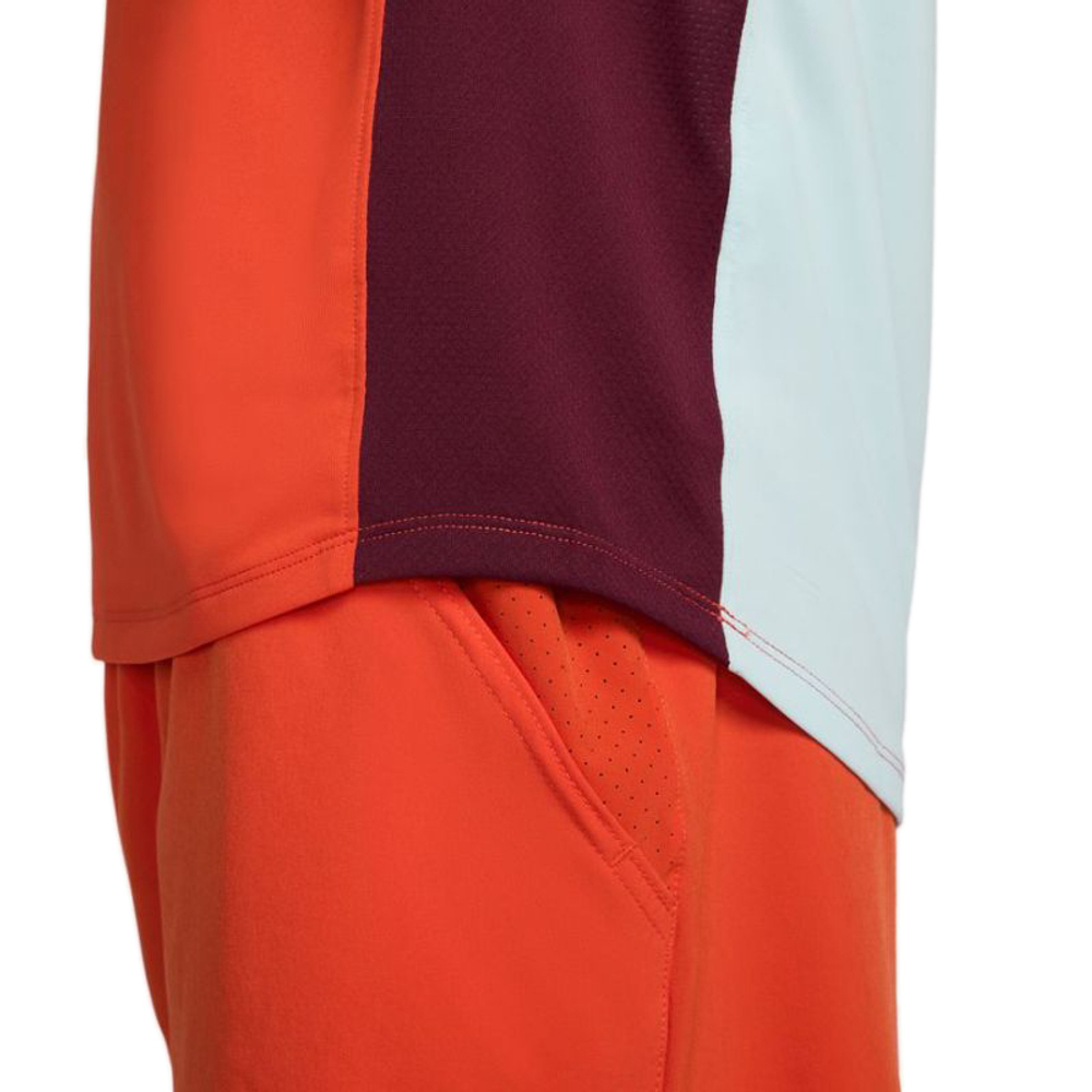 Мужская теннисная футболка Nike Court Dri-Fit ADV Slam Top - team orange/glacier blue/dark beetroot/white