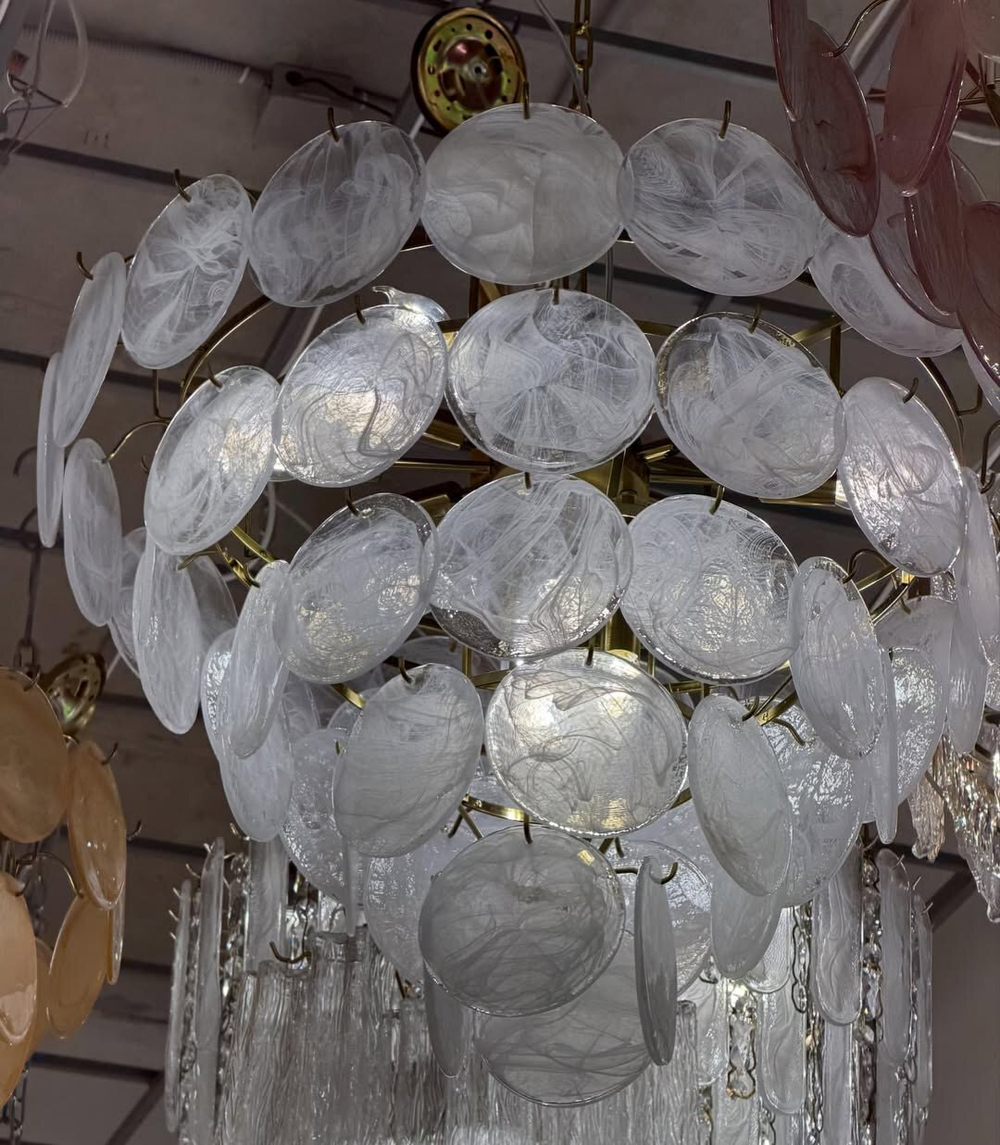 Люстры из художественного стекла