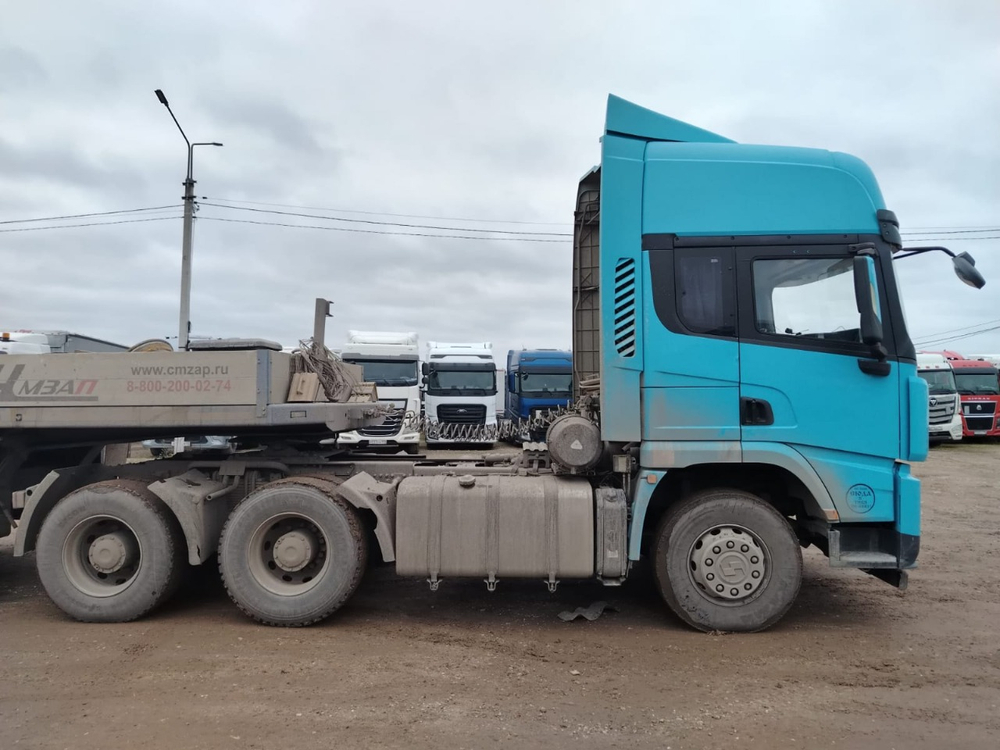 Shacman (Shaanxi) SX* 6x4 Седельный тягач SX42584W324C (Дизельный, 10,8 л, 441 л.с., МТ)