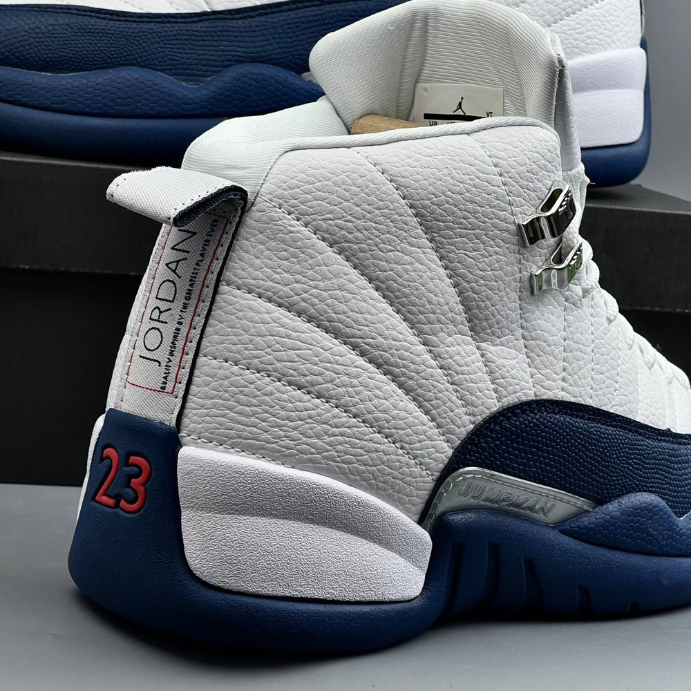 Кроссовки Nike Jordan 12 #481 (бел.-син.)