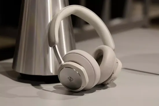 Беспроводные наушники Bang & Olufsen Beoplay Portal Grey Mist