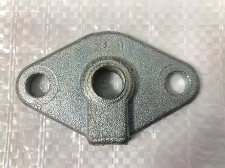 Заглушка водяной полости с резьбой 740-1002084