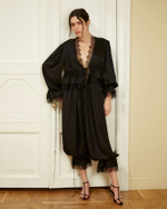 Блуза из вискозы с кружевной лентой черный