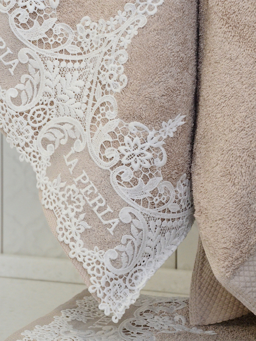 Полотенце с кружевной отделкой 50х90 | бежевый