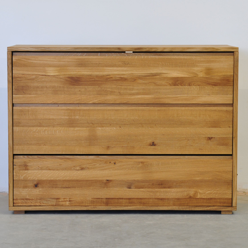 Комод Дольче Вита, 105х45х82, для одежды и игрушек, с 3 ящиками, из массива дуба, MAKOSA