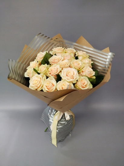 Букет 19 Роз Талея