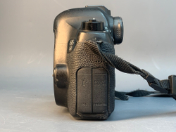 Canon EOS 6D 126342 Кадров