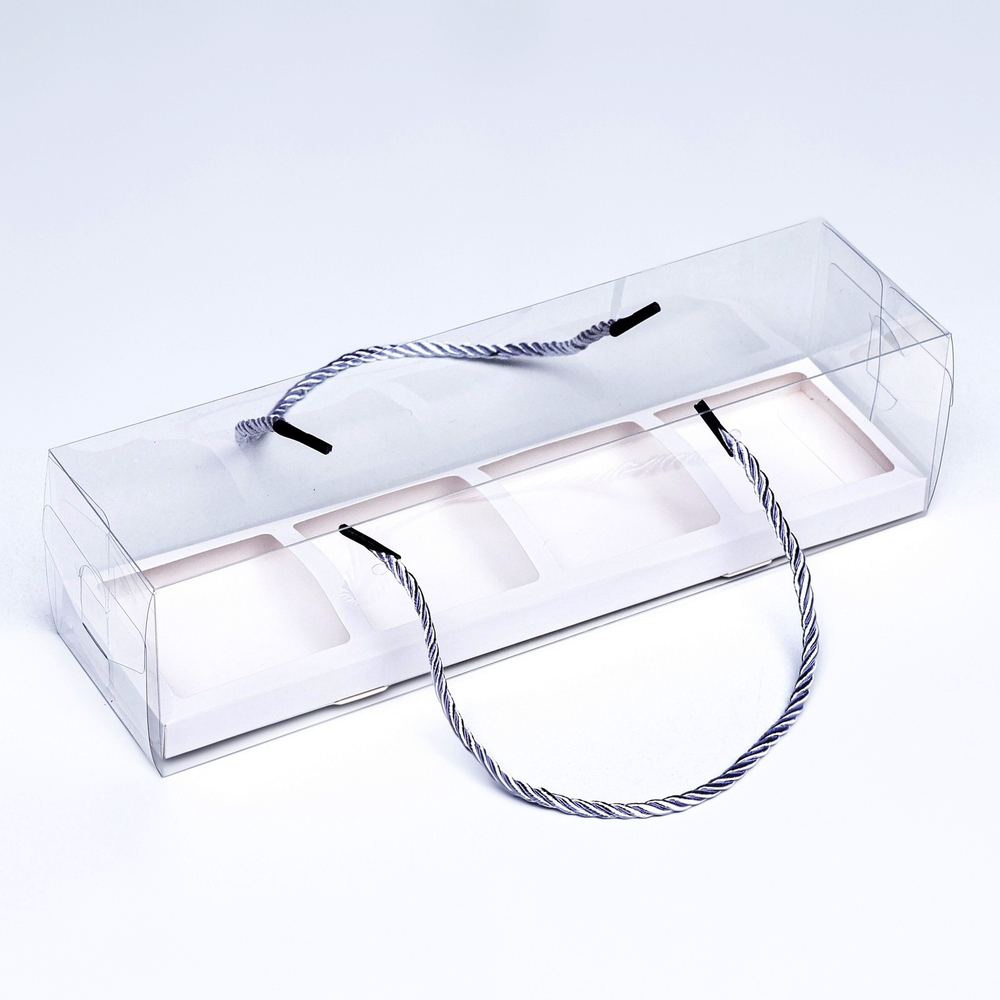 Коробка с веревочными ручками для 4 трайфлов