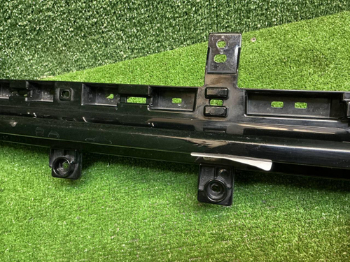 Накладка решетки радиатора Haval H3 (2024-н.в.)