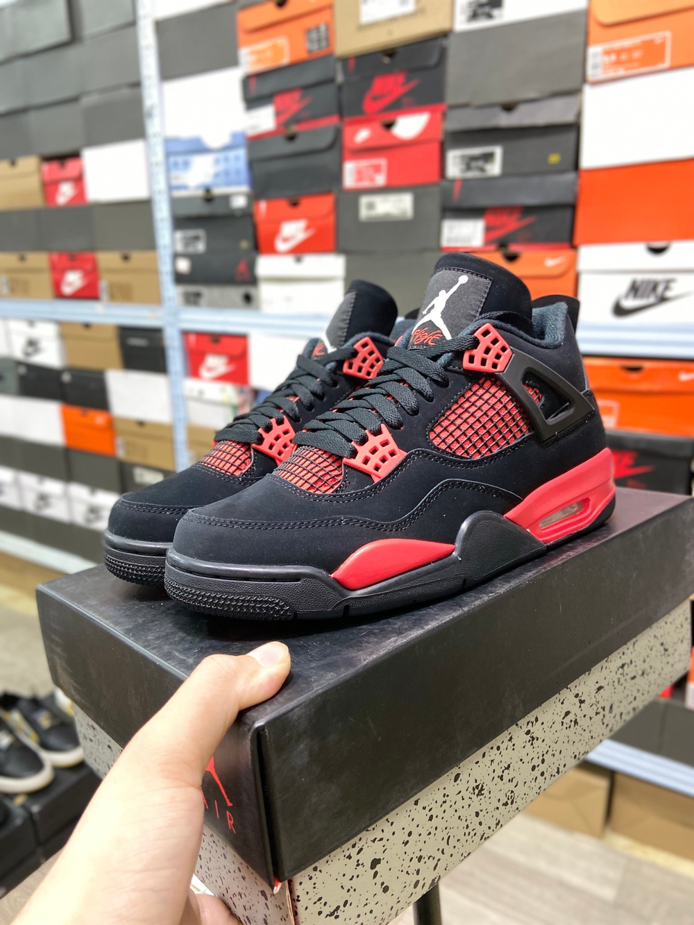 Купить Jordan 4 Retro Red Thunder