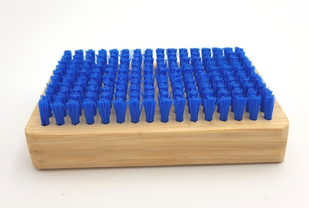 Щетка для обработки лыж и сноубордов мягкий нейлон