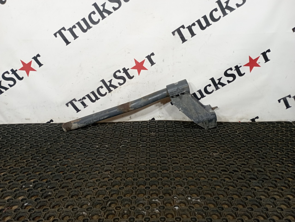 Кронштейн крыла заднего 2018г.