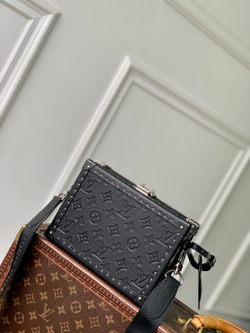 Louis Vuitton Clutch Box