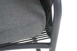 "Ането" кресло плетеное из роупа, каркас алюминий темно-серый (RAL7024) муар, роуп темно-серый круглый, ткань темно-серая 027