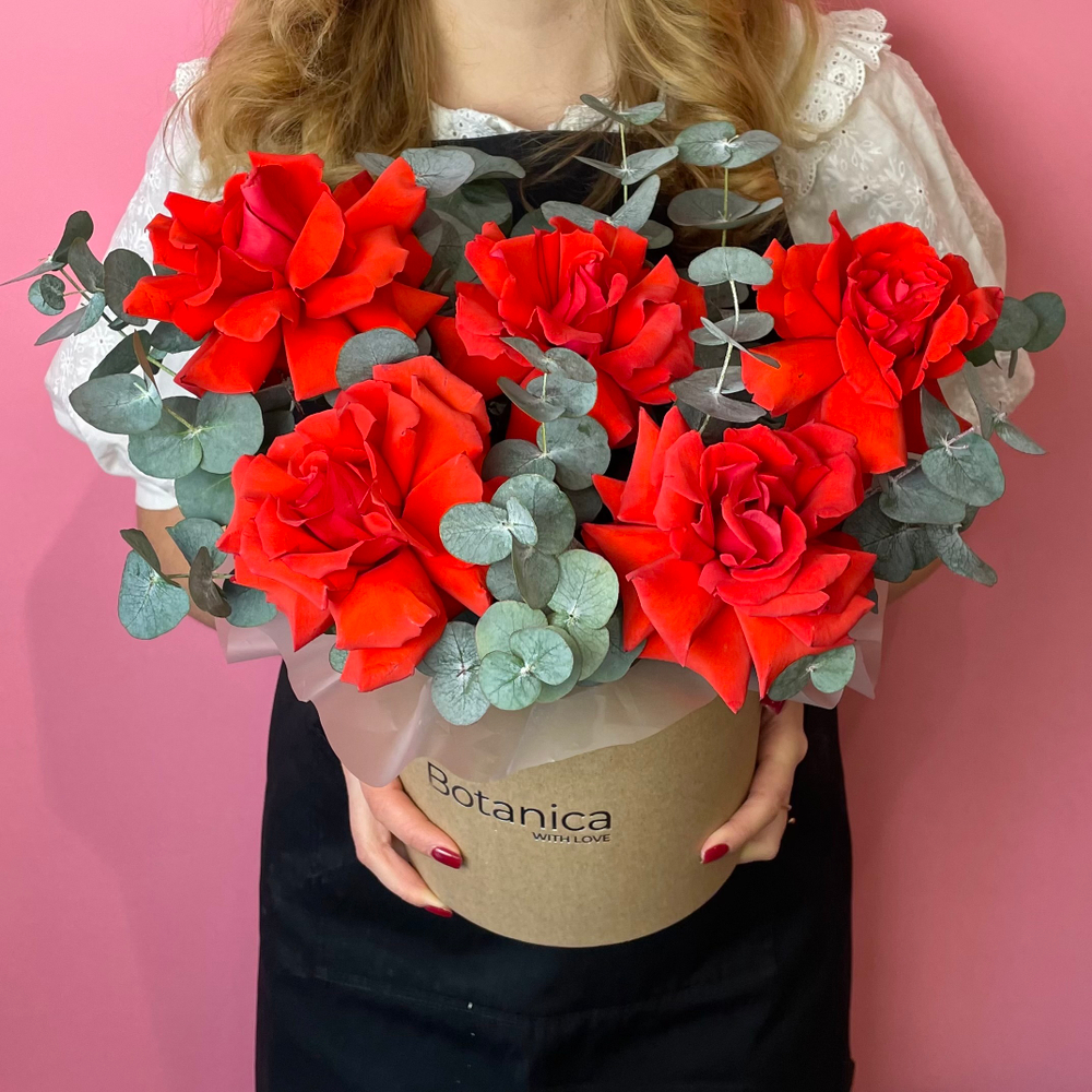 Моно композиция из французской розы Нина и эвкалипта 310120261