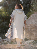 Накидка с капюшоном и орнаментом Аяуаска