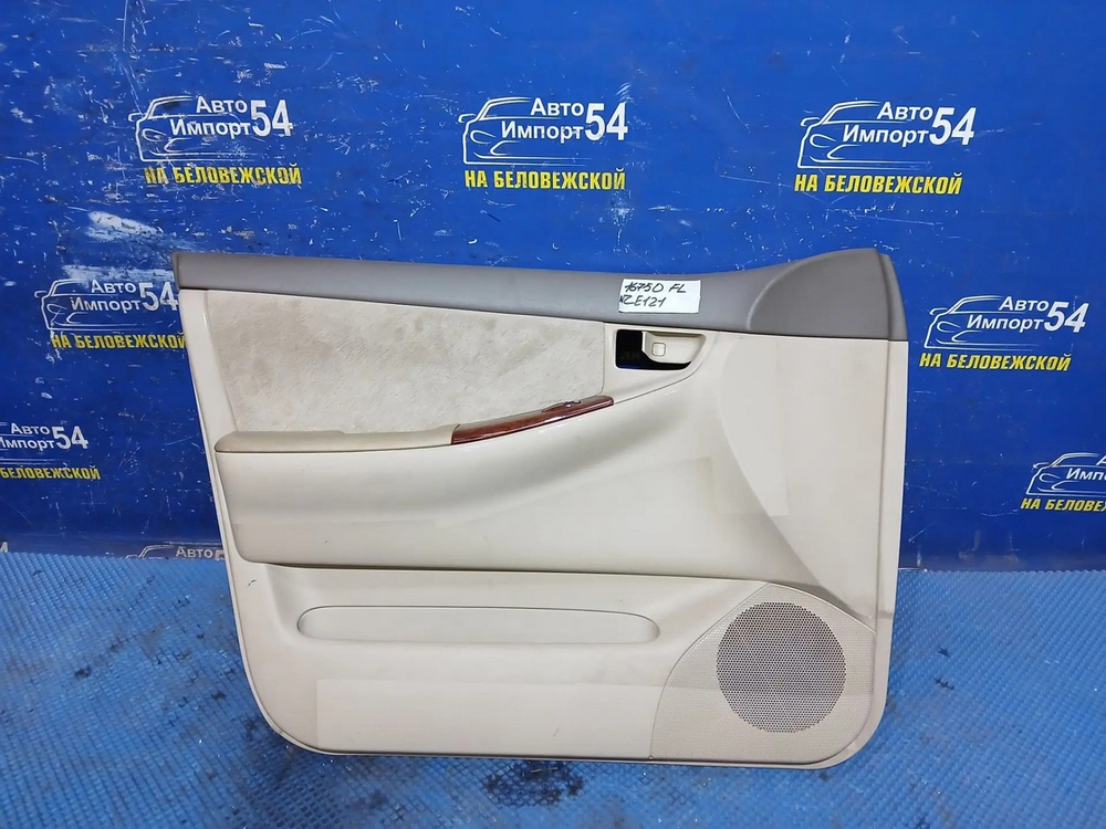 Обшивка двери TOYOTA COROLLA 2000-2006